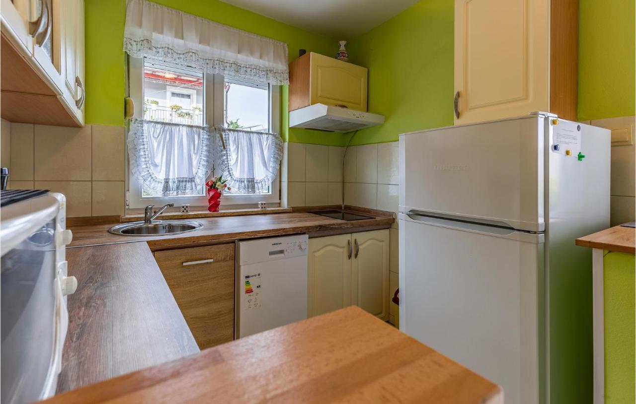 Nice Apartment In Premantura With Wifi Exterior foto