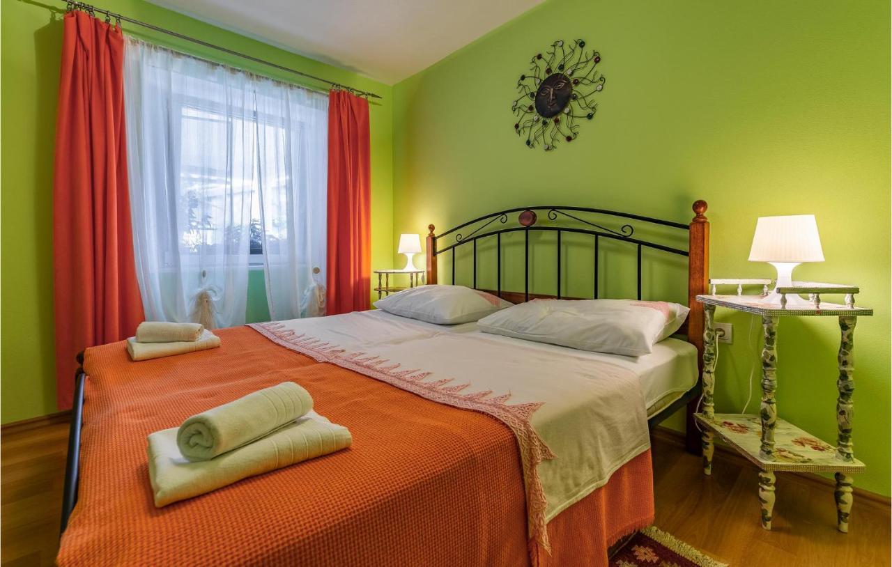 Nice Apartment In Premantura With Wifi Exterior foto
